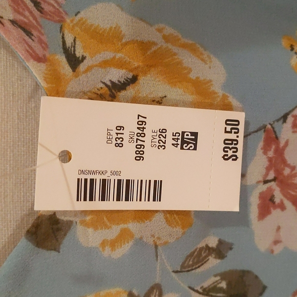 ✨Aeropostale Floral Tank Top - Size S - Picture 5 of 7